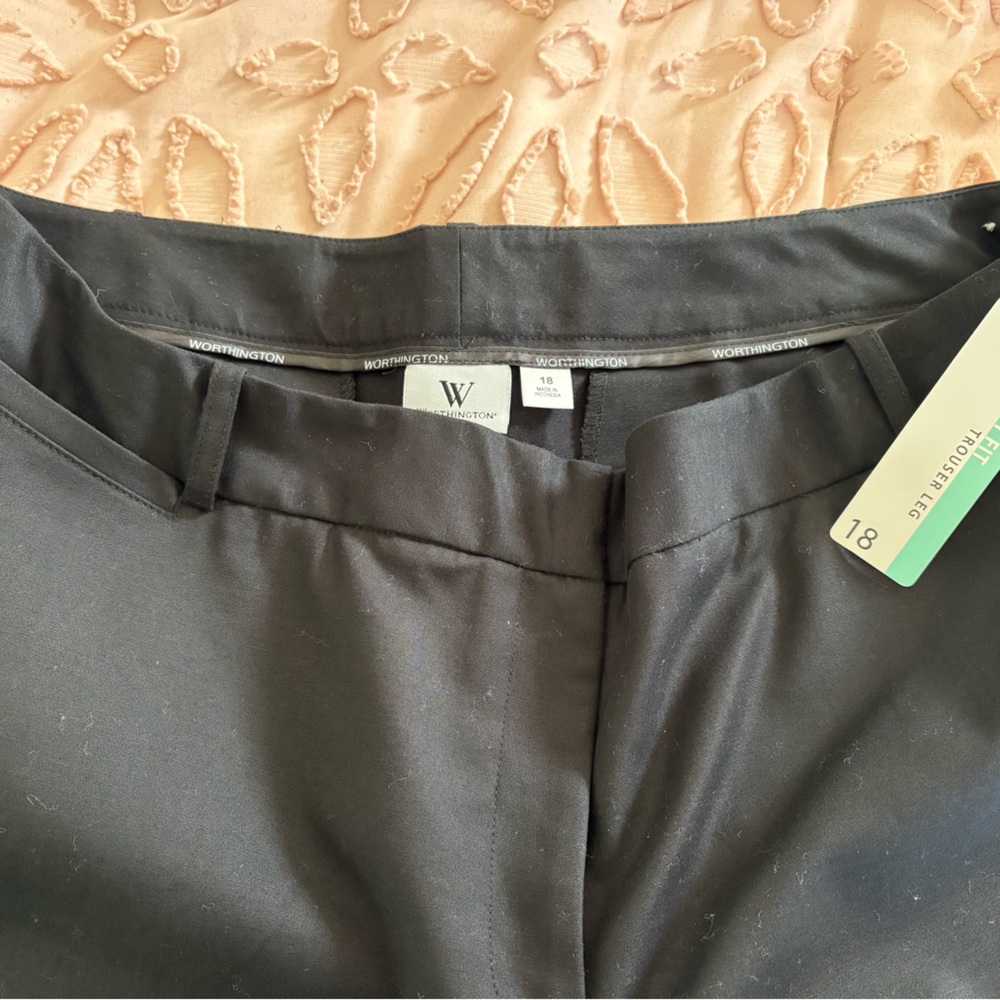 Worthington Classic Black Pants